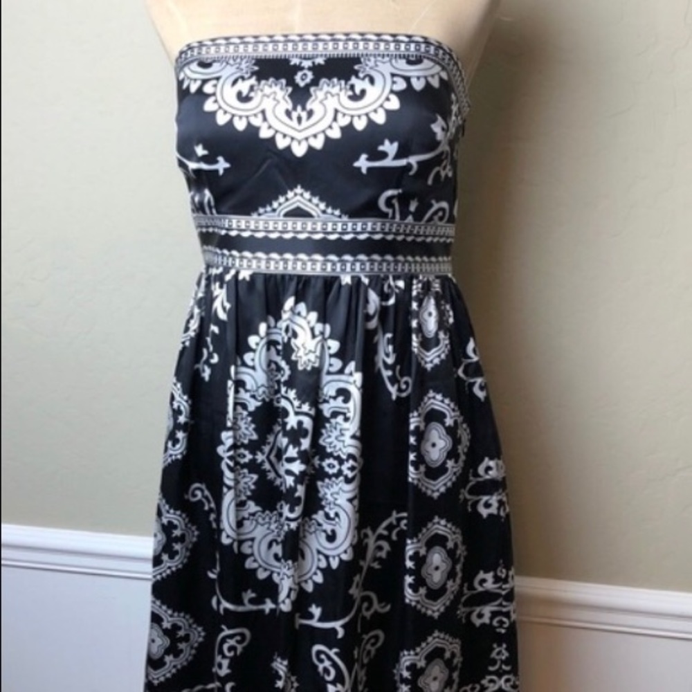 White House Black Market Silk Strapless